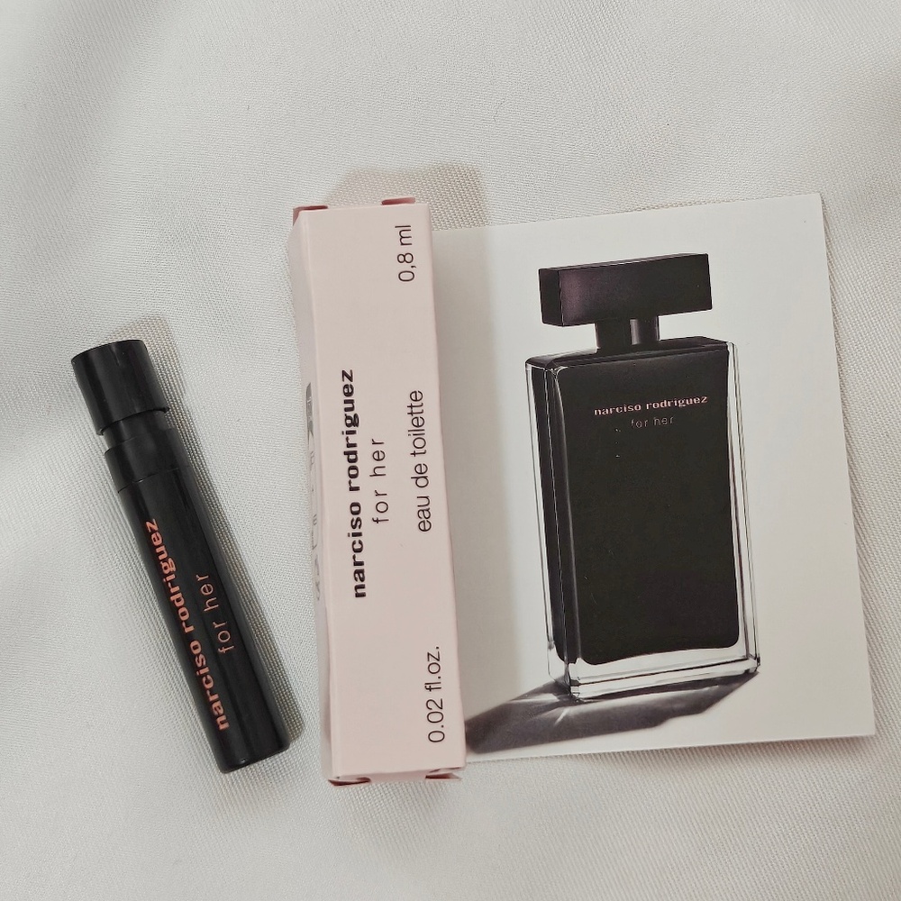 New Narciso Rodriguez For Her EDT Sample Spray 0.02 oz/ 0.8 ml